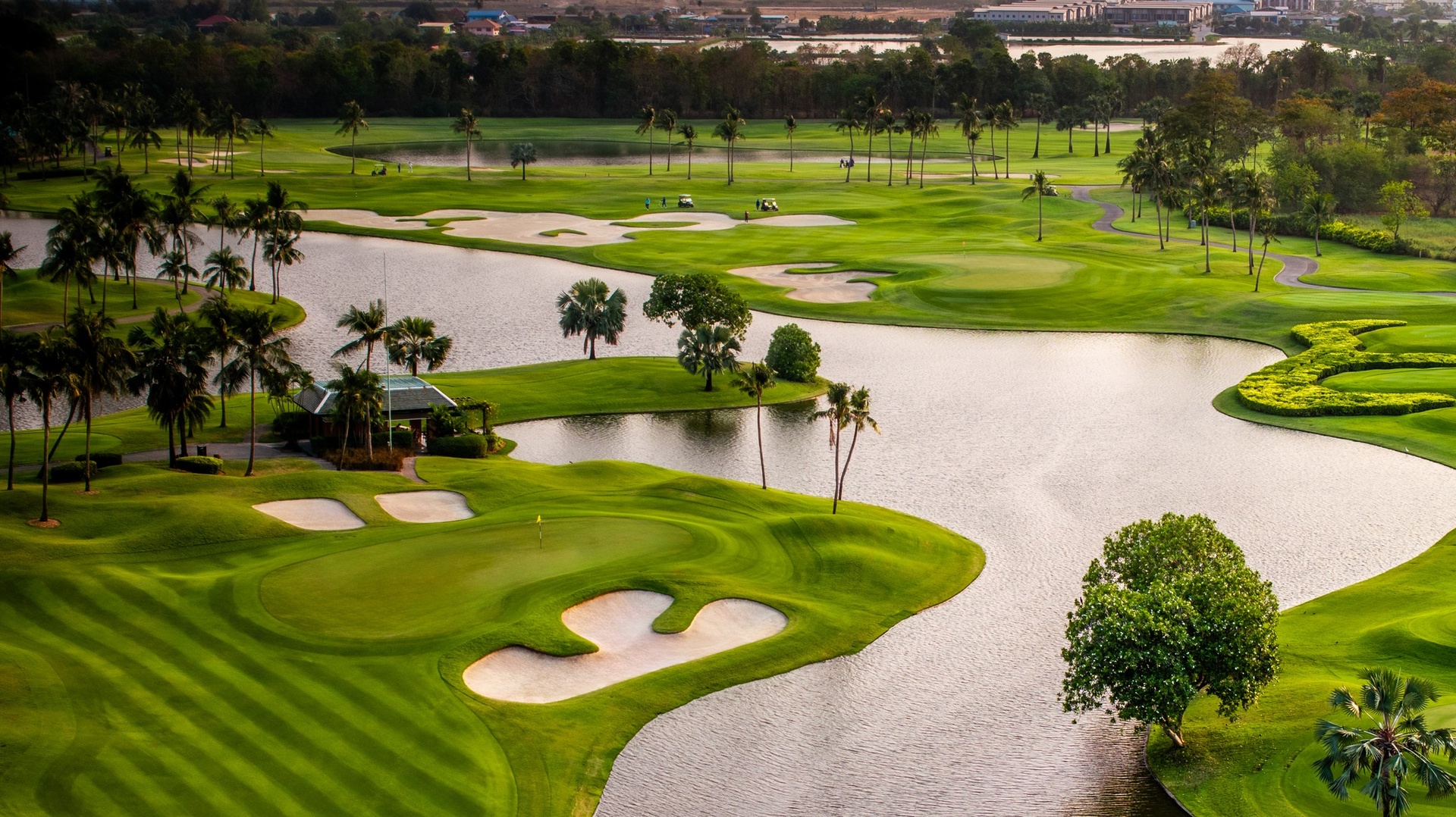 THAI COUNTRY CLUB